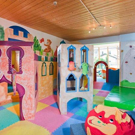 ריד אים אוברינטל Hotel Truyenhof מראה חיצוני תמונה