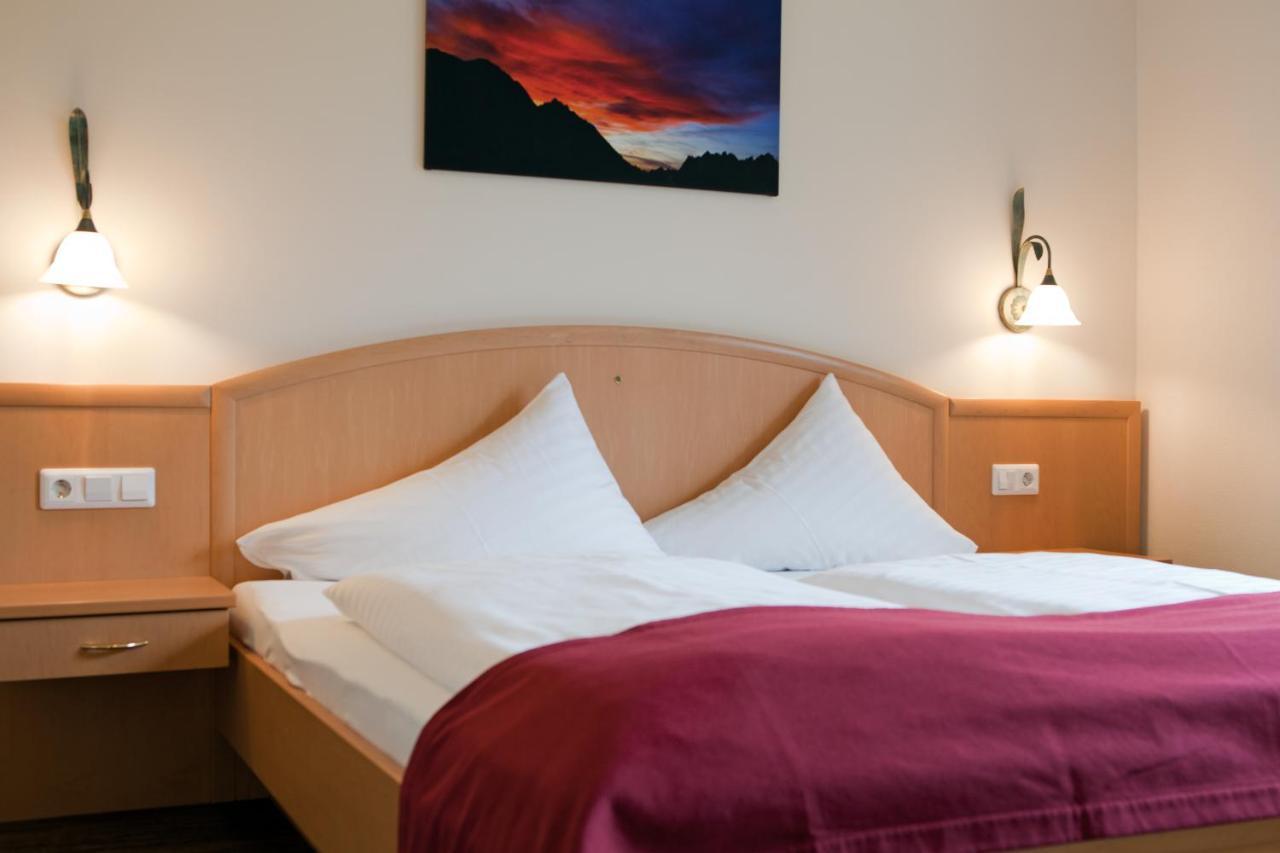 ריד אים אוברינטל Hotel Truyenhof מראה חיצוני תמונה