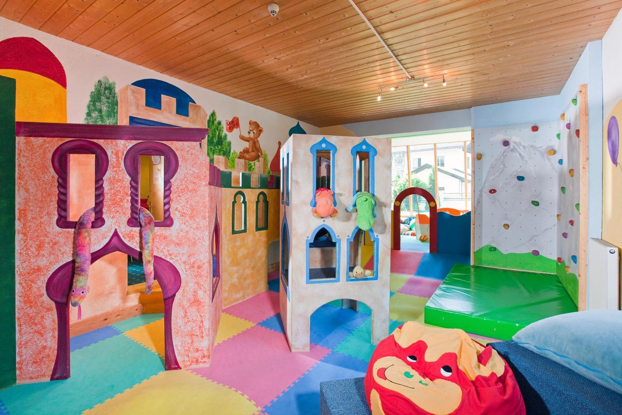 ריד אים אוברינטל Hotel Truyenhof מראה חיצוני תמונה